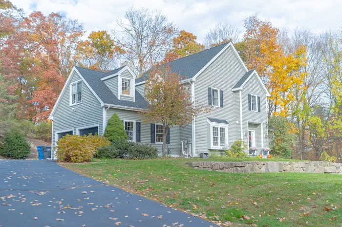 Above the Rest Roofing and Siding Picture 3