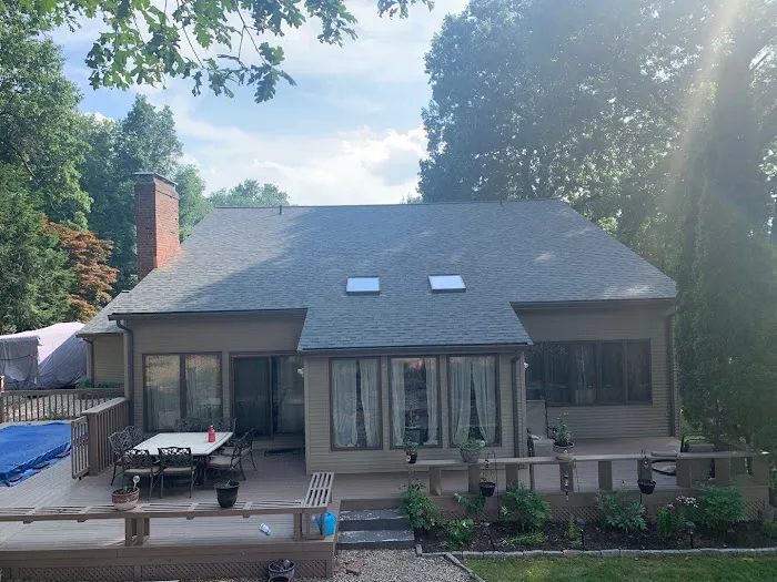 Rhino-Back Roofing Picture 4