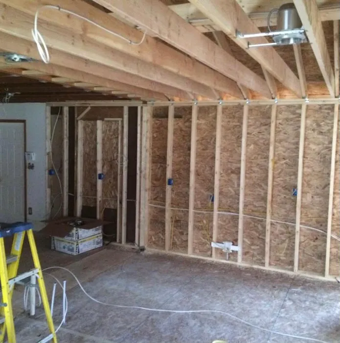 Orellana Carpentry LLC Picture 7