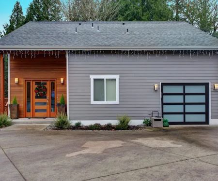 HGC Roofing & Siding