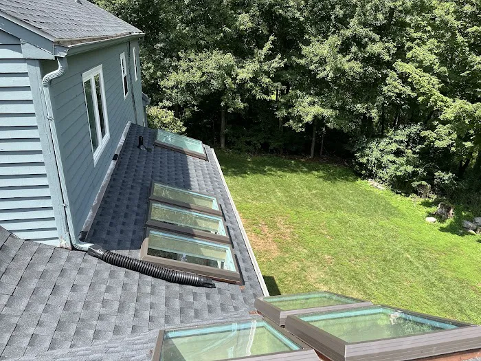 O & C Roofing and Siding LLC Picture 6