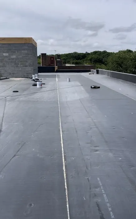 O & C Roofing and Siding LLC Picture 3