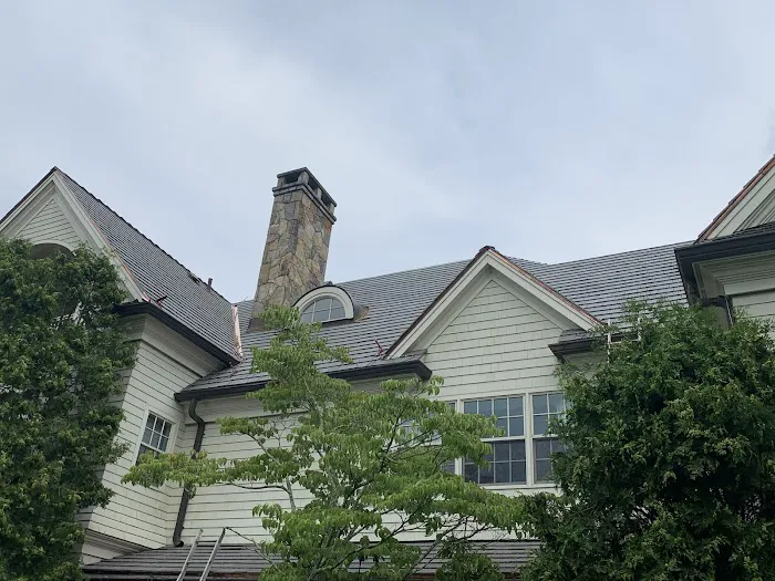 O & C Roofing and Siding LLC Picture 5