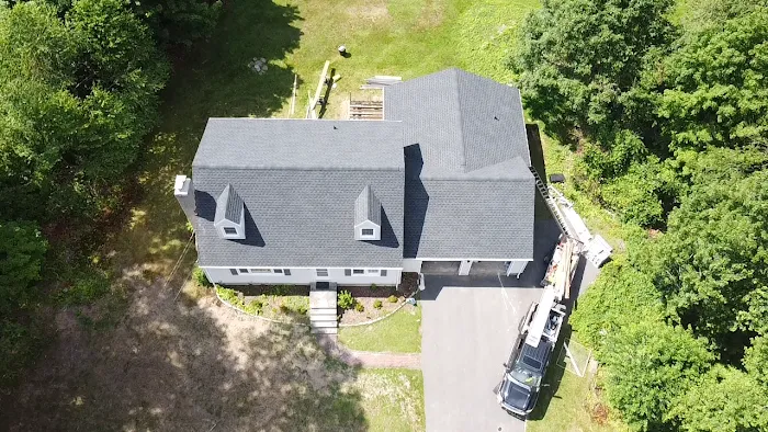 Cruz Roofing and Siding Picture 3