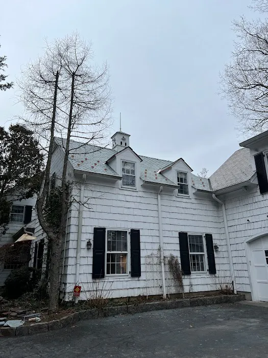 Cedar & Copper Picture 5