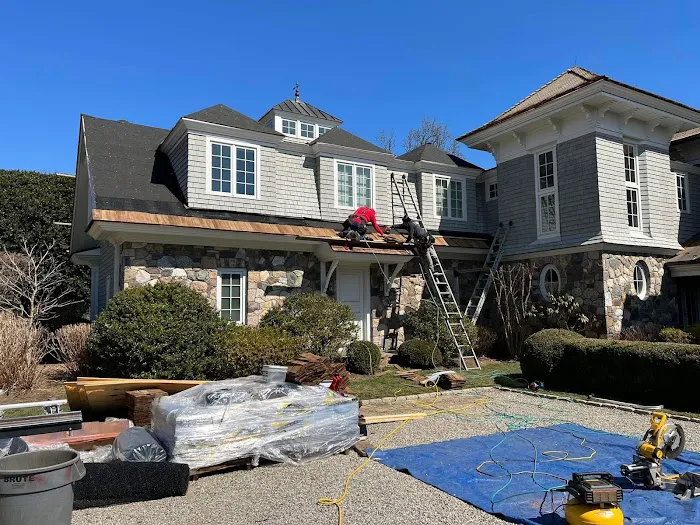 Cedar & Copper Picture 6