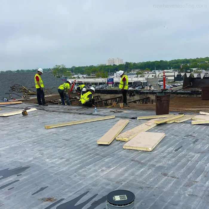 New Haven Roofing LLC Picture 6