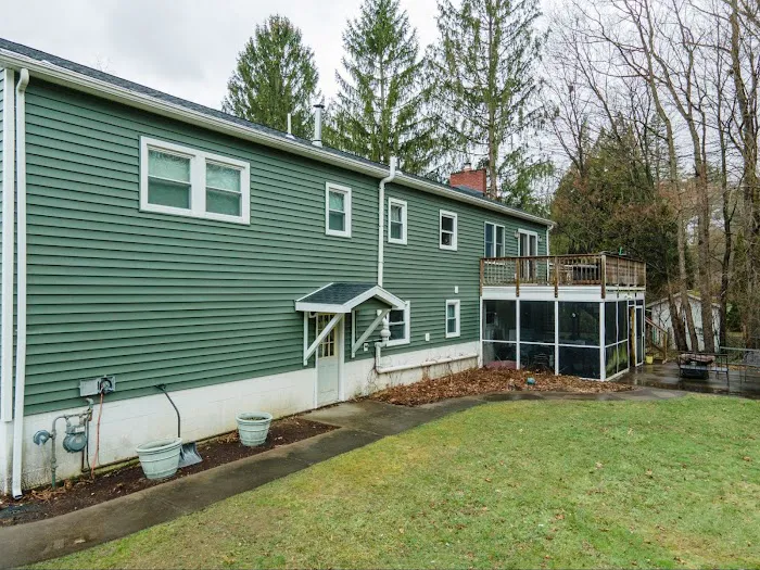 Latham Roofing & Siding Picture 4