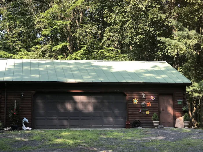 Rae's Roofing & Contracting Picture 2