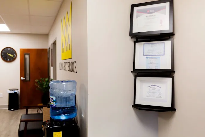 King Exterior Picture 1