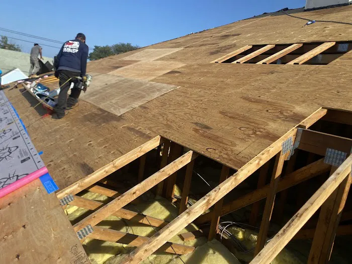 Sp Roofing LLC Picture 1