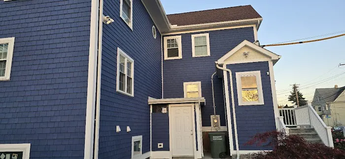 Ecuaroofing & siding Picture 1