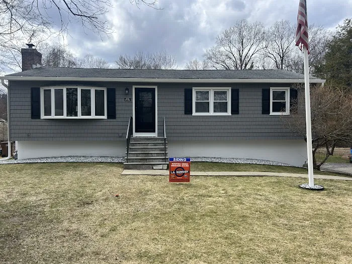 LA Barnaby & Sons Picture 6