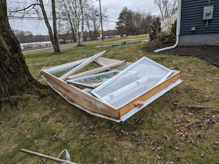 Modern Roofing Picture 1