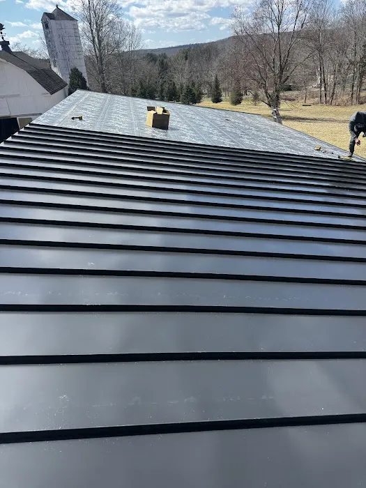 AA roofing llc Picture 1