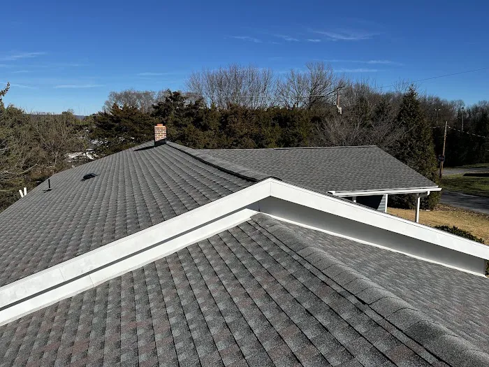 TJ's Shingles LLC Picture 5