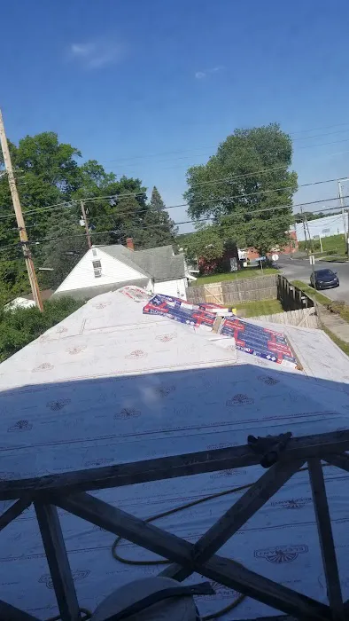 TJ's Shingles LLC Picture 1