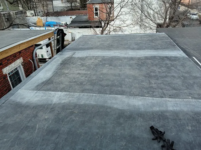 Brown's Roofing Picture 1