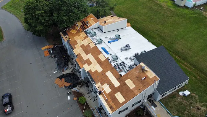 Pinnacle Roofing | commercial industrial, and residential roofing services Picture 1