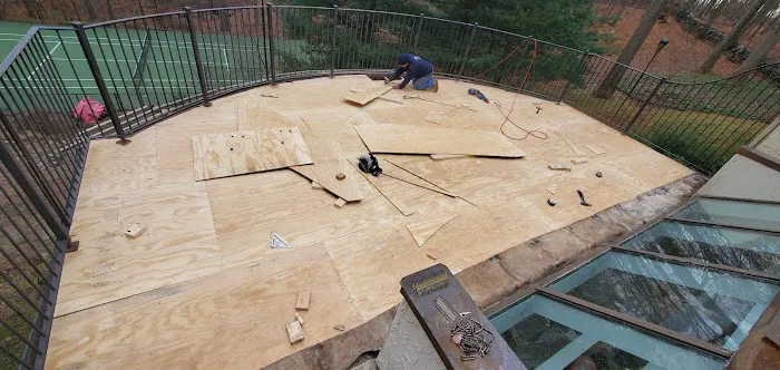 Forever Roofing LLC Picture 2