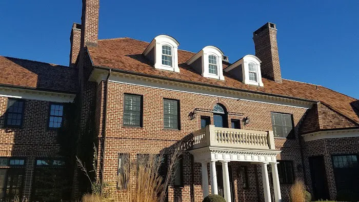 Forever Roofing LLC Picture 1