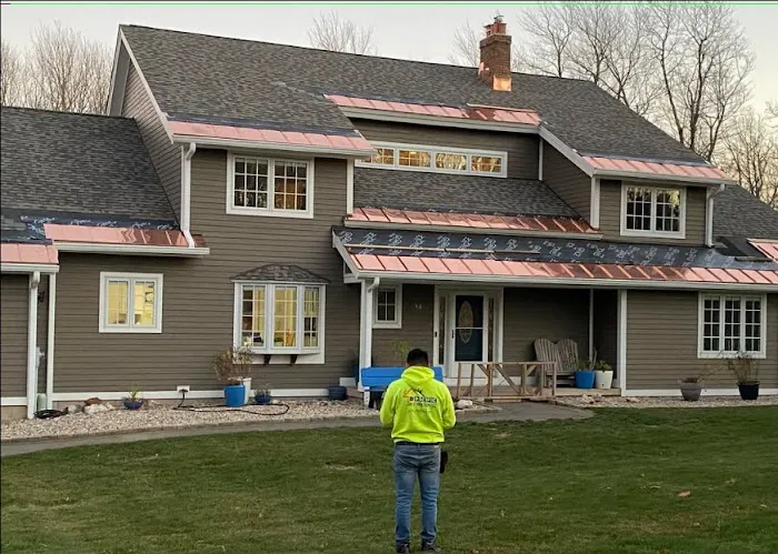 D Pacific Restoration LLC | Roofing, Gutters, Siding Experts Picture 1