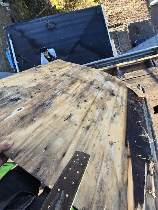 Restoration Roofing LLC Picture 7