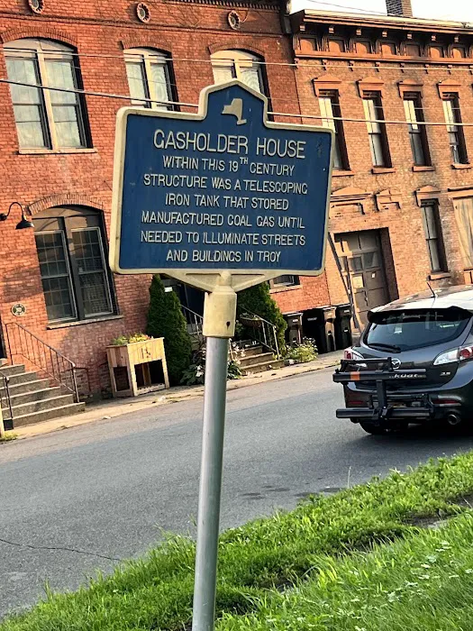 Top-Notch Roofing Picture 4