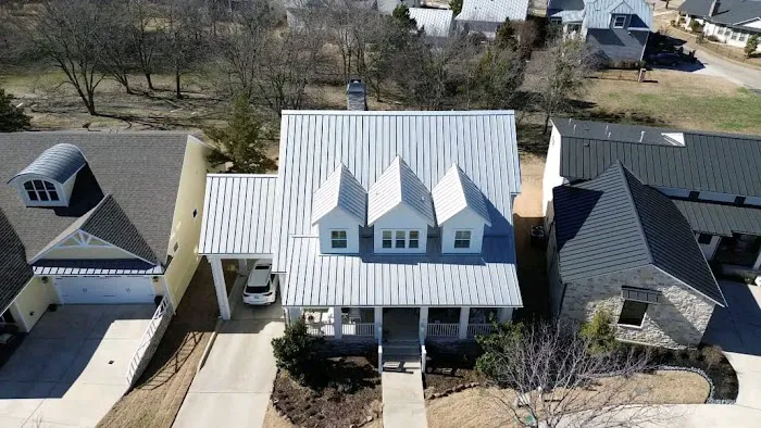 Summit Roofing Picture 3