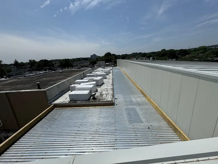 Solid Rock Roofing LLC Picture 7