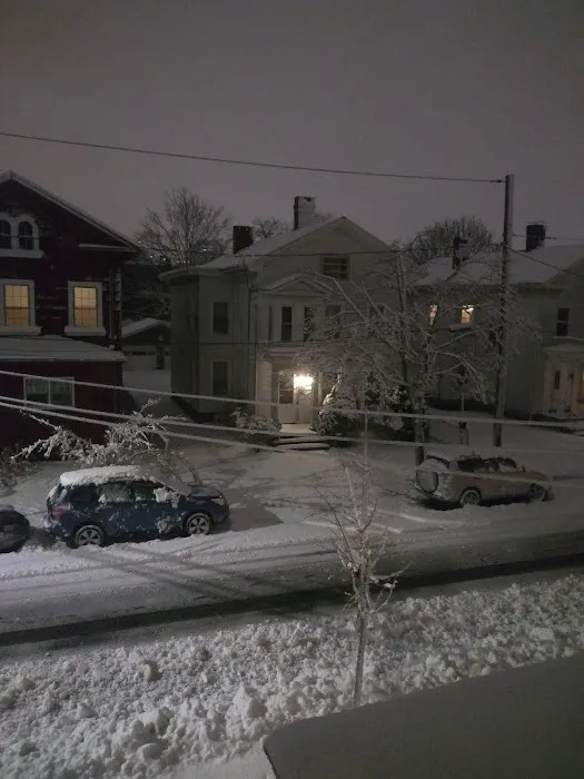 H&R Roofing & Remodeling and Air Duct Cleaning Services Picture 3