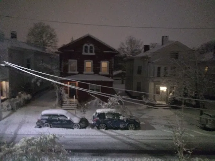 H&R Roofing & Remodeling and Air Duct Cleaning Services Picture 4