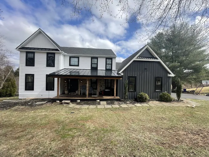 Cedar Creek Roofing & Siding Inc Picture 6