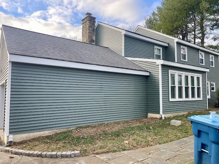 Cedar Creek Roofing & Siding Inc Picture 3