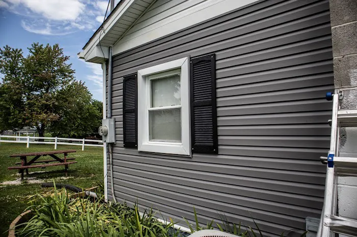 American Siding & Roofing LLC Picture 2