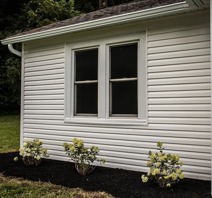 American Siding & Roofing LLC Picture 6