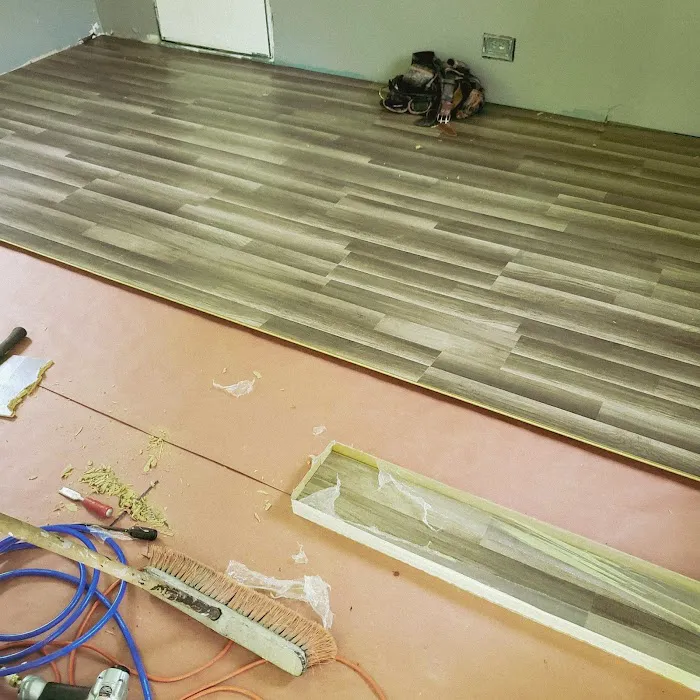 American Siding & Roofing LLC Picture 1