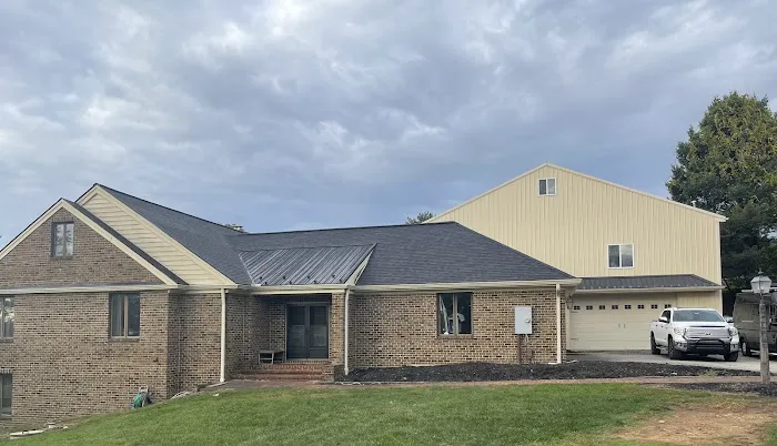 Caliber Roofing & Exterior Solutions, LLC Picture 1