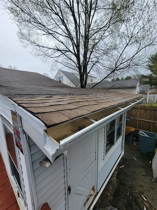 SALINAS ROOFING llc Picture 2