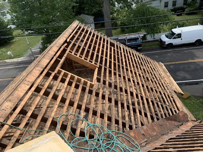 WA ROOFING SERVICES LLC Picture 5