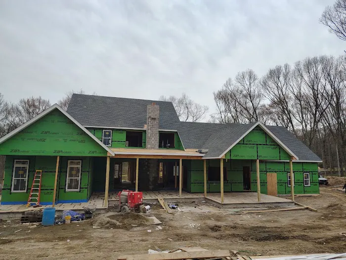 Madecol roofing and tree cutting service llc Picture 3