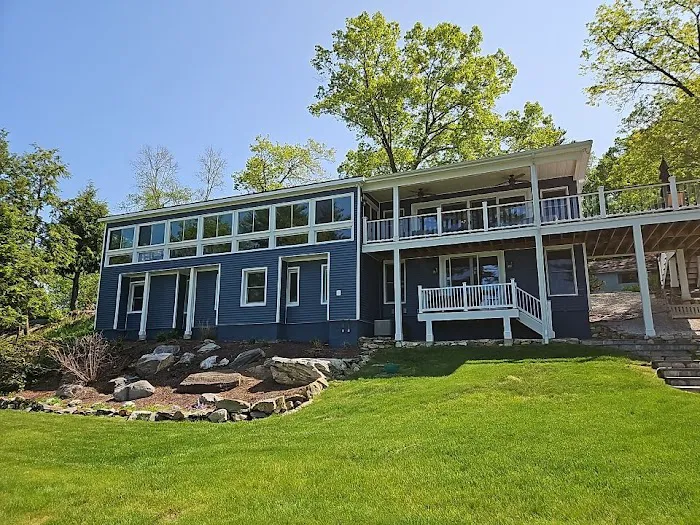 CMW Roofing, Siding, & Gutters Picture 10