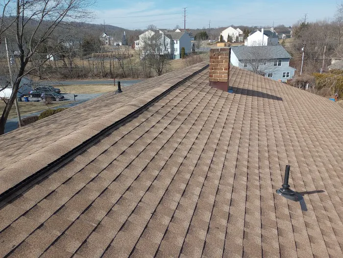 Hickory Roofing and Construction Picture 1