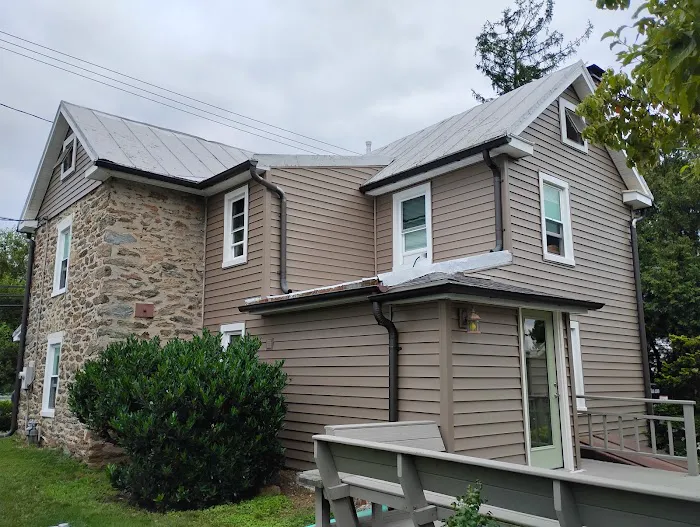 Hickory Roofing and Construction Picture 7