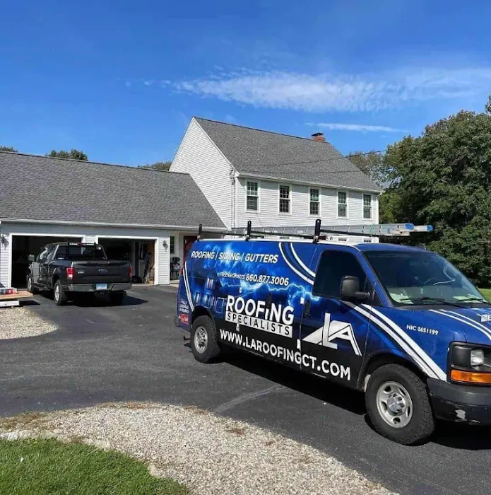 LA ROOFING LLC Picture 4