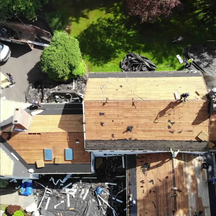 LA ROOFING LLC Picture 8