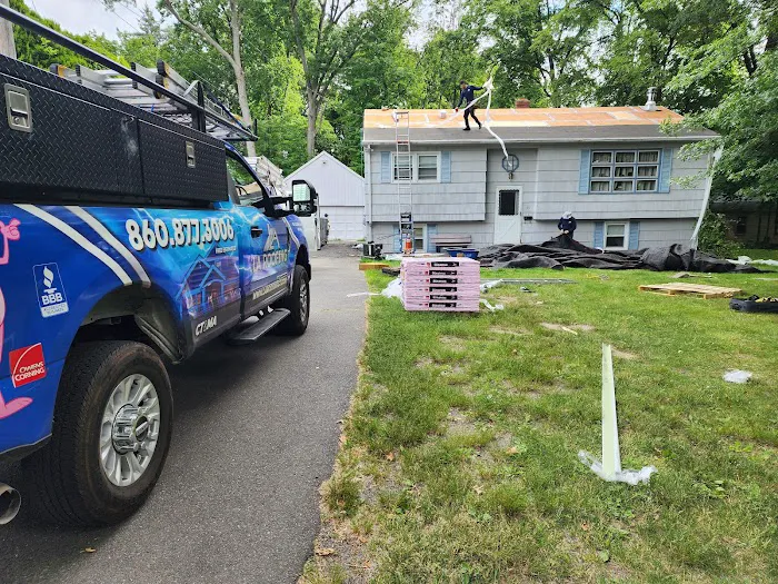 LA ROOFING LLC Picture 10