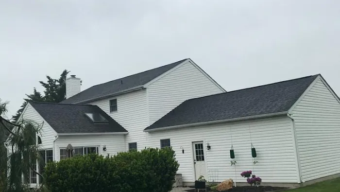 JAC Roofing & Remodeling Company Picture 3