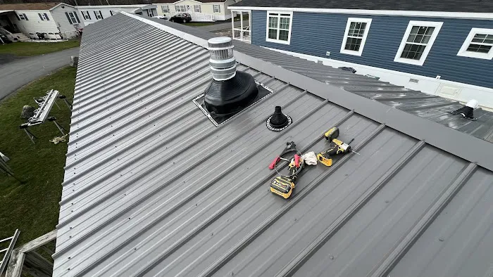 Rooftop Titans Picture 1