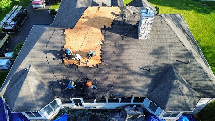 AC Matthews Roofing & Exteriors Picture 2